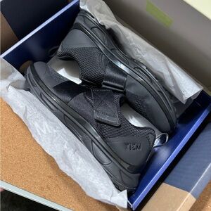 Tiem Slipstream Women’s Cycling Shoe in Triple Black size 8.5